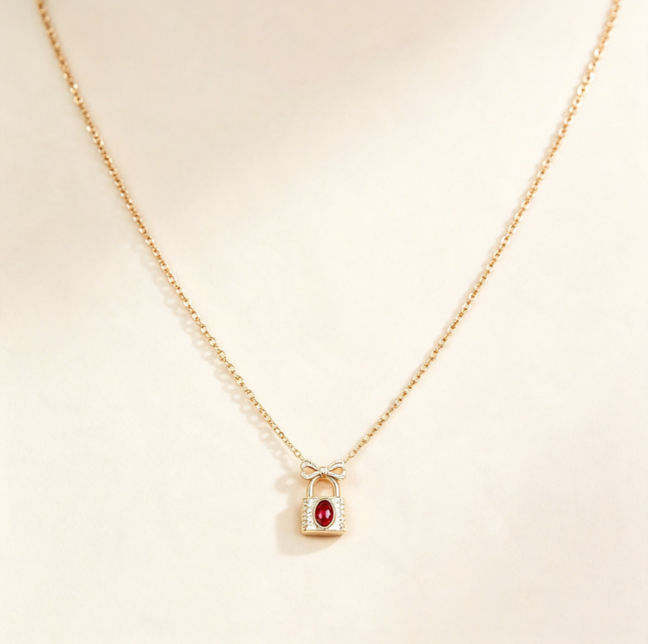 Collier Pendentif Cadenas‑Noeud Rubis en Argent 925 Plaqué Or | Chaîne Fine Réglable